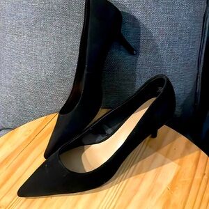 H & M high heel shoe, Size 38 (7) Black. Used but in good shape.
